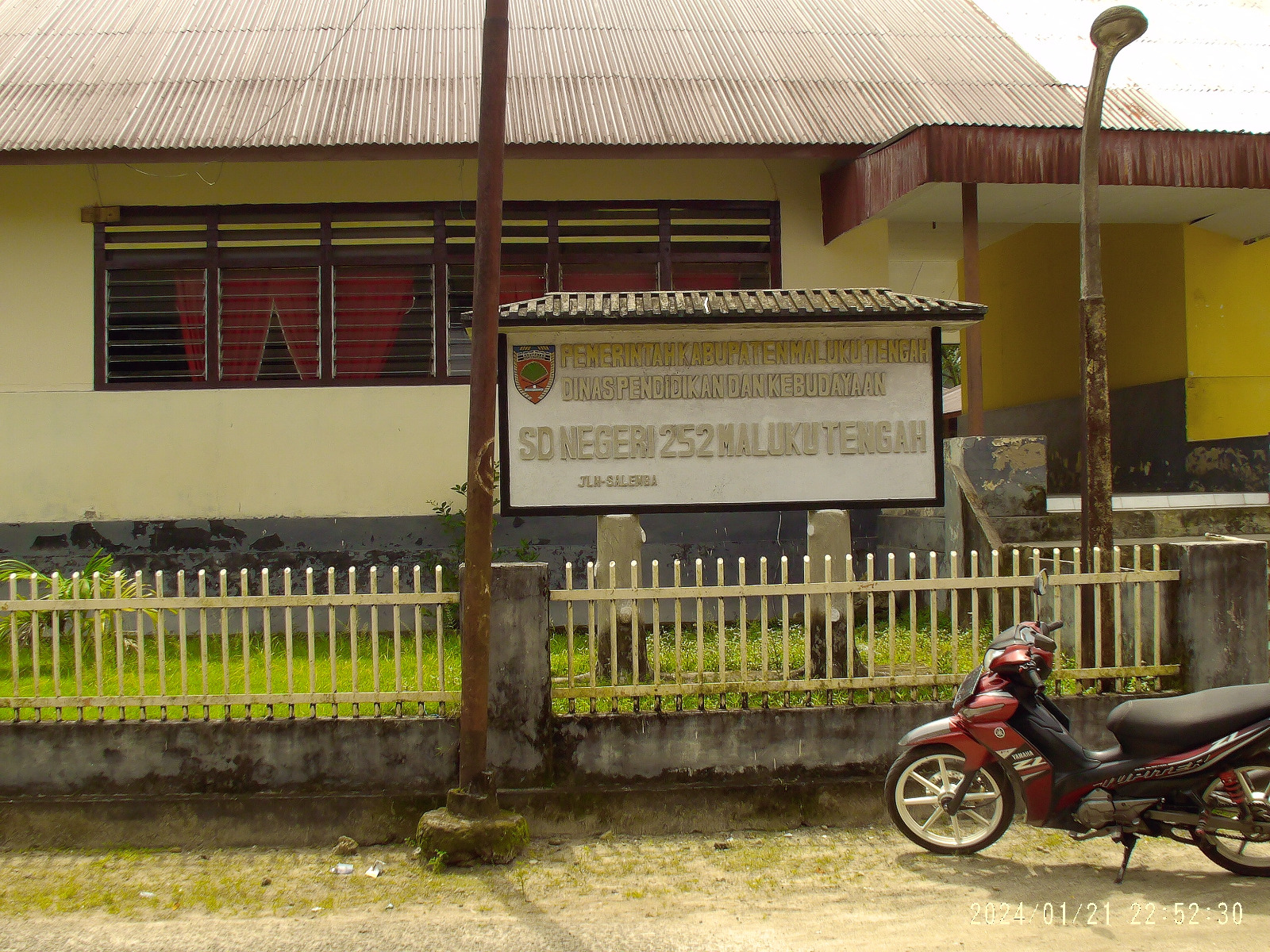 SD Negeri 252 Maluku Tengah